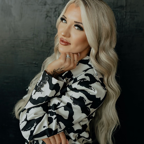 Alexa, Lush Collective stylist